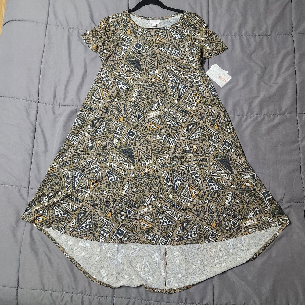 NWT Lularoe Small Carly Dress grey/green geometric print